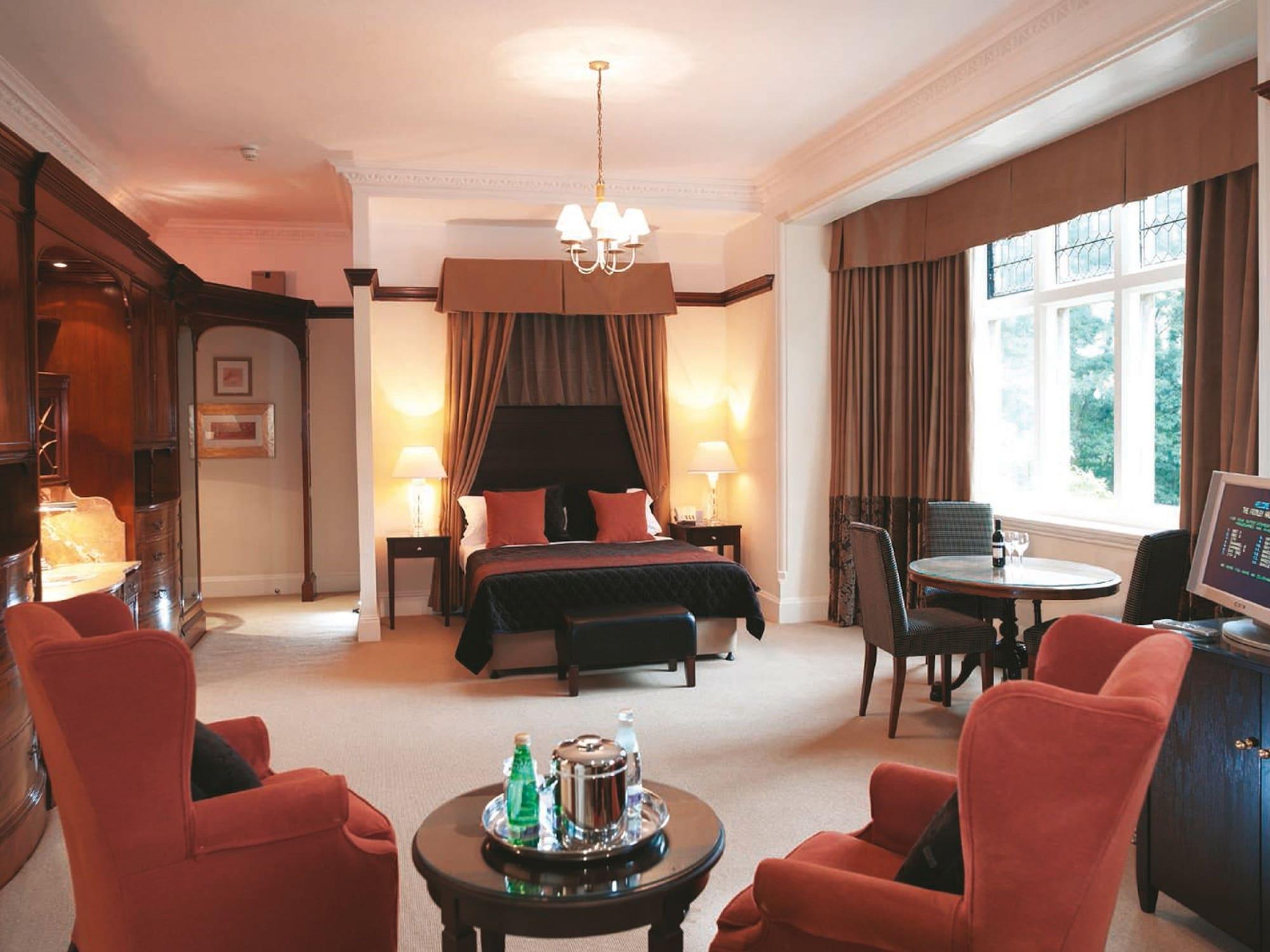 Macdonald Frimley Hall Hotel & Spa Camberley Exterior foto
