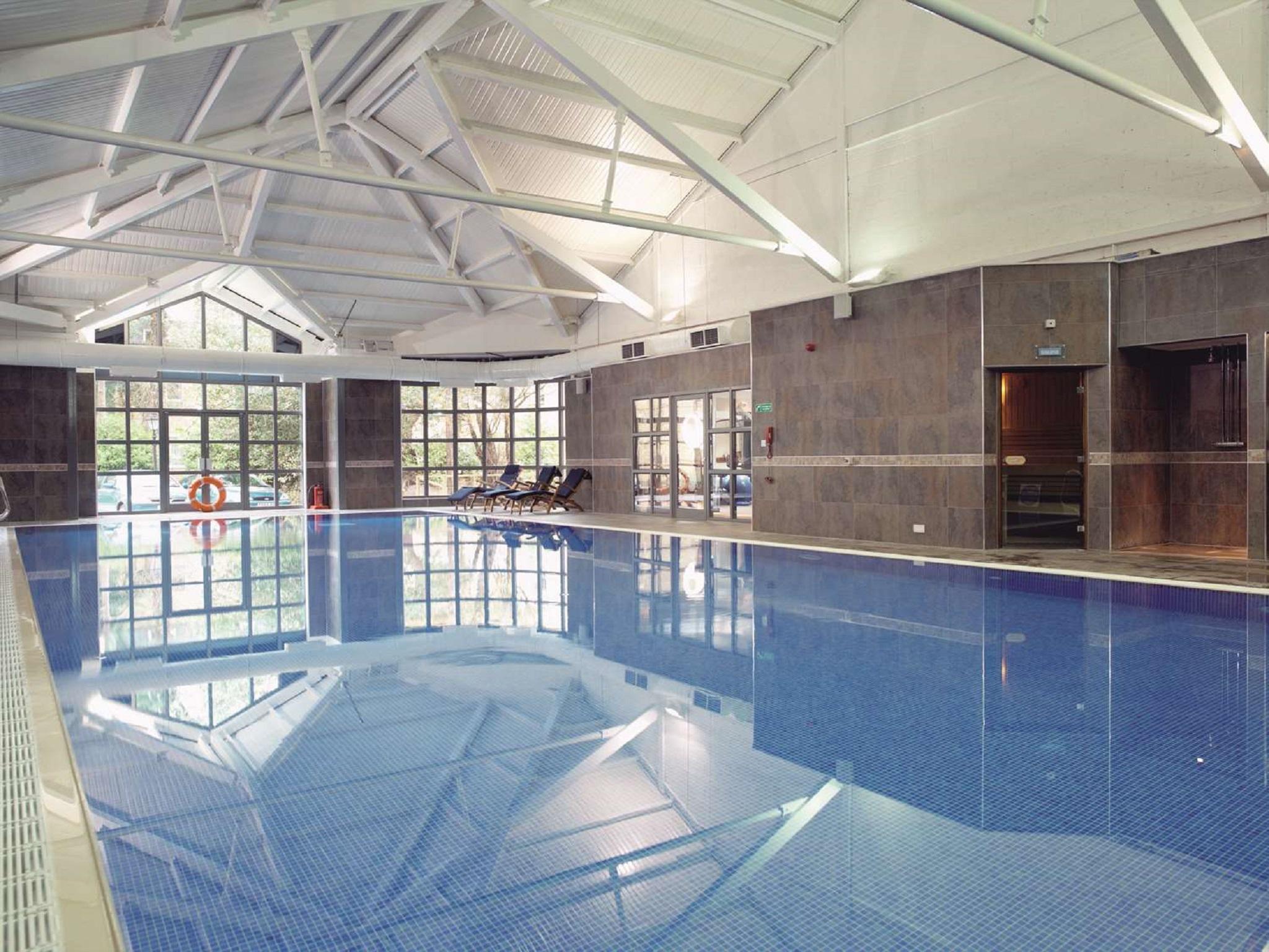Macdonald Frimley Hall Hotel & Spa Camberley Exterior foto