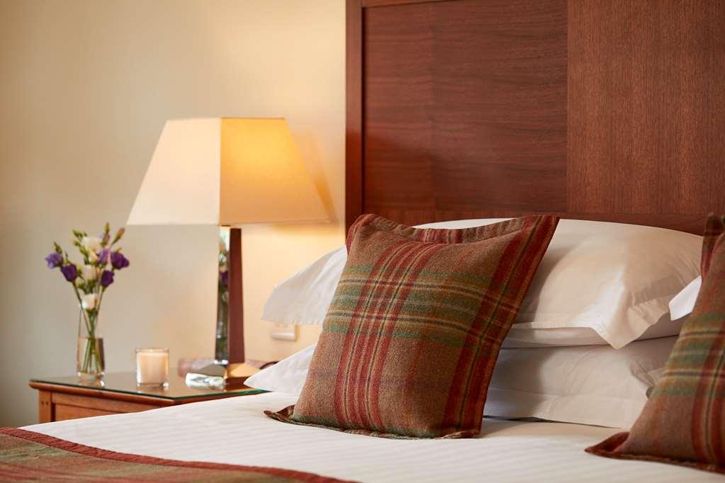 Macdonald Frimley Hall Hotel & Spa Camberley Zimmer foto
