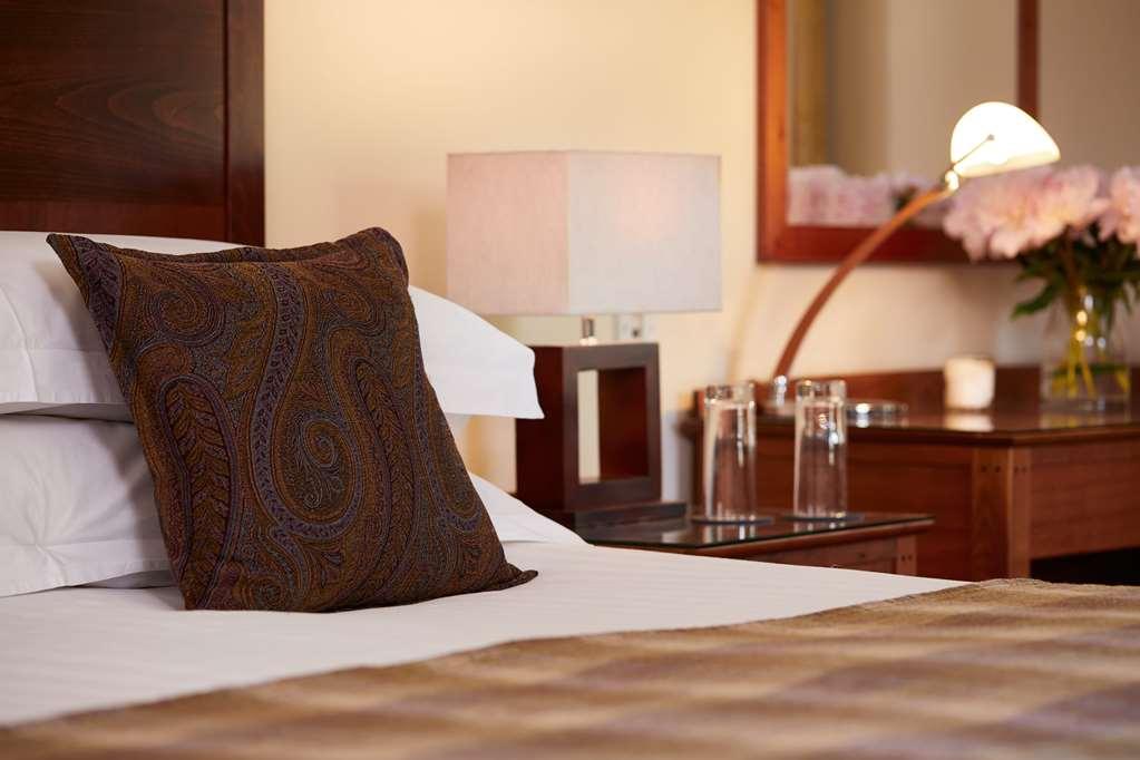 Macdonald Frimley Hall Hotel & Spa Camberley Zimmer foto