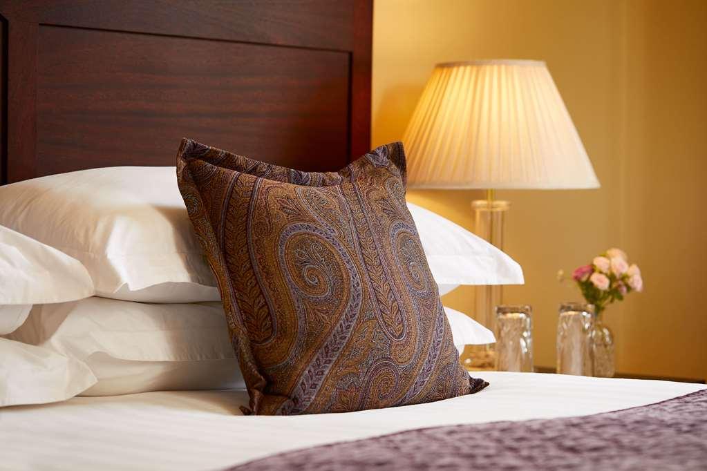 Macdonald Frimley Hall Hotel & Spa Camberley Zimmer foto