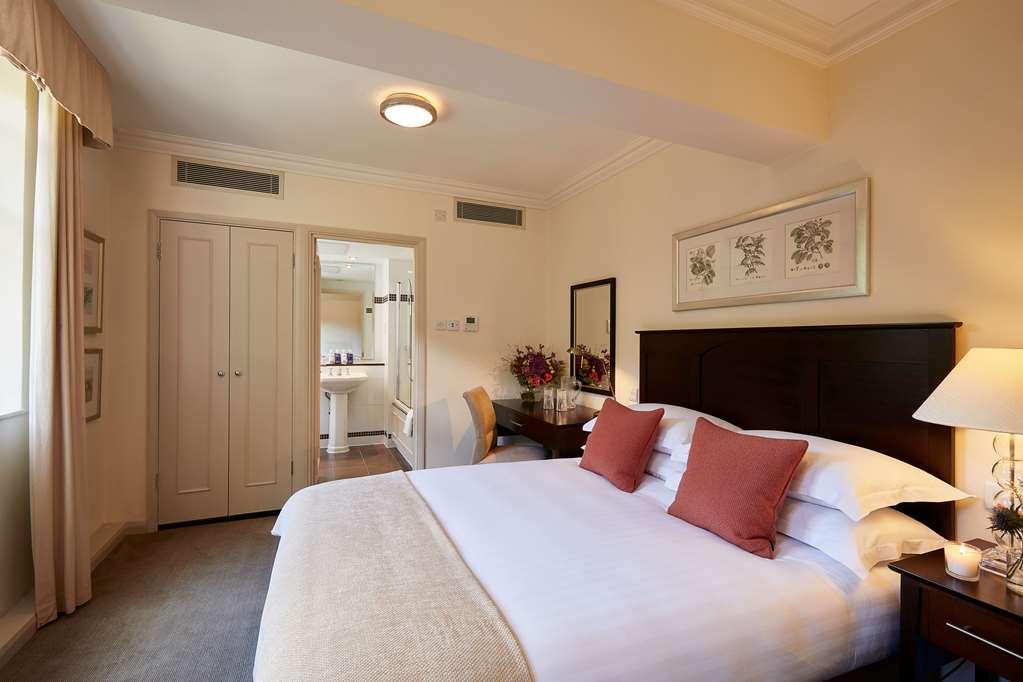Macdonald Frimley Hall Hotel & Spa Camberley Zimmer foto