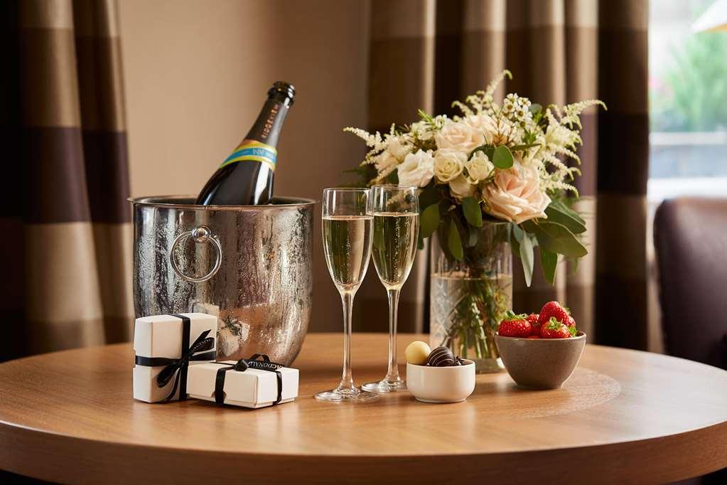 Macdonald Frimley Hall Hotel & Spa Camberley Zimmer foto