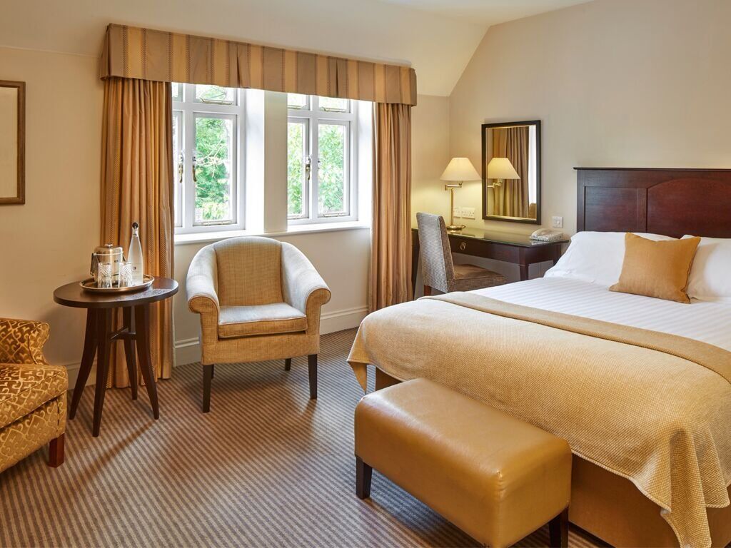 Macdonald Frimley Hall Hotel & Spa Camberley Exterior foto